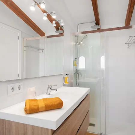 S'embat Sea Views Holiday home